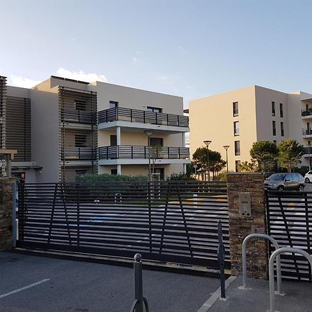 Appt Confort 3 Pieces Avec Terrasse Et Piscine A Saint-Raphael - Fr-1-226A-124 Exterior foto