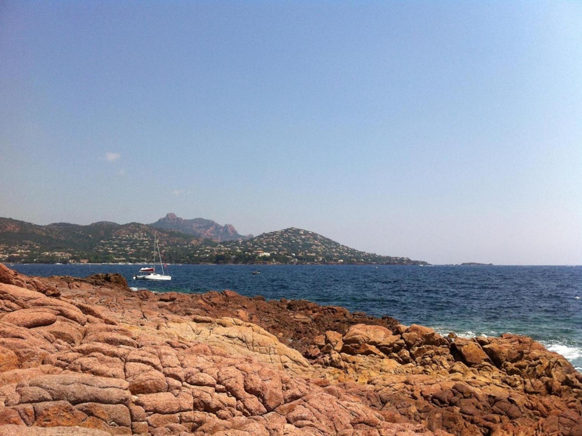 Appt Confort 3 Pieces Avec Terrasse Et Piscine A Saint-Raphael - Fr-1-226A-124 Exterior foto