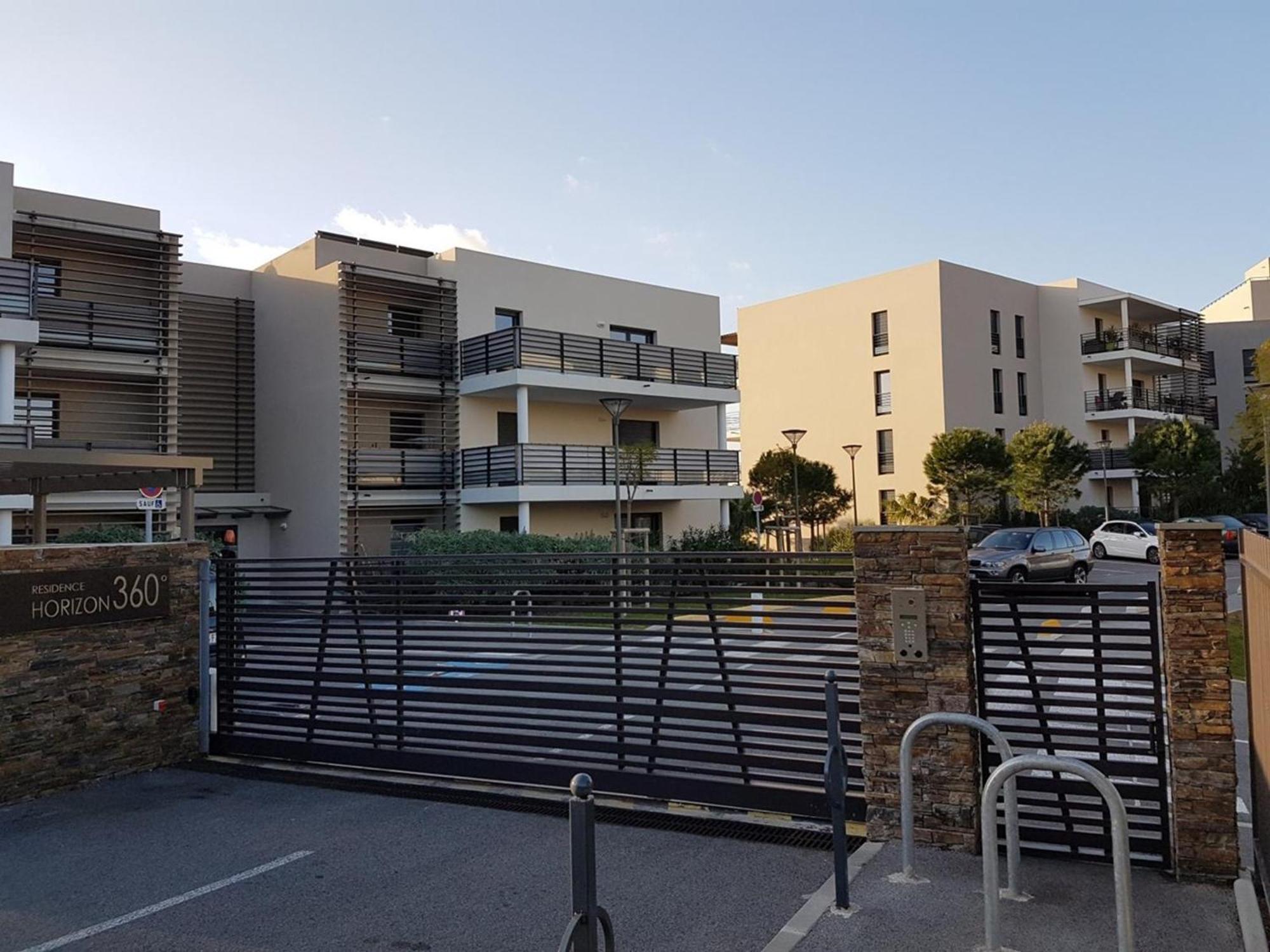 Appt Confort 3 Pieces Avec Terrasse Et Piscine A Saint-Raphael - Fr-1-226A-124 Exterior foto